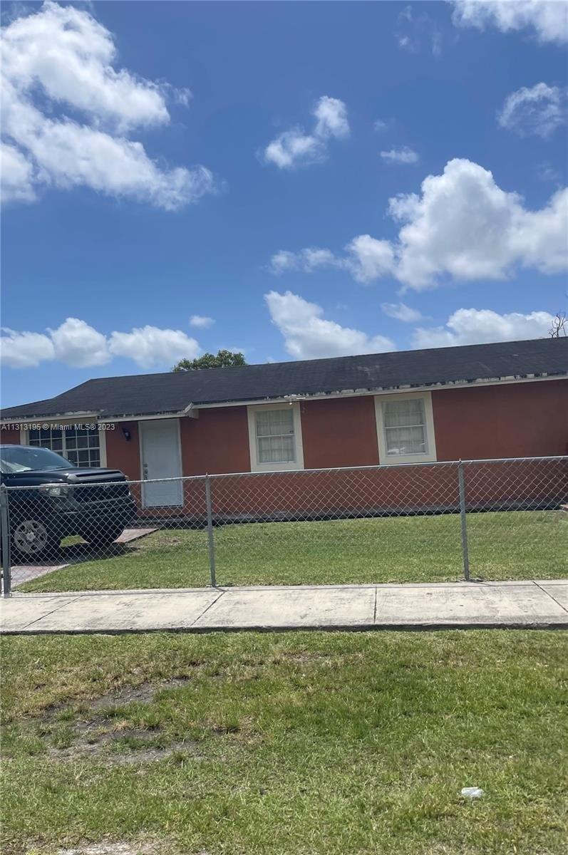 Sw 302nd Ter, Homestead, FL 33033