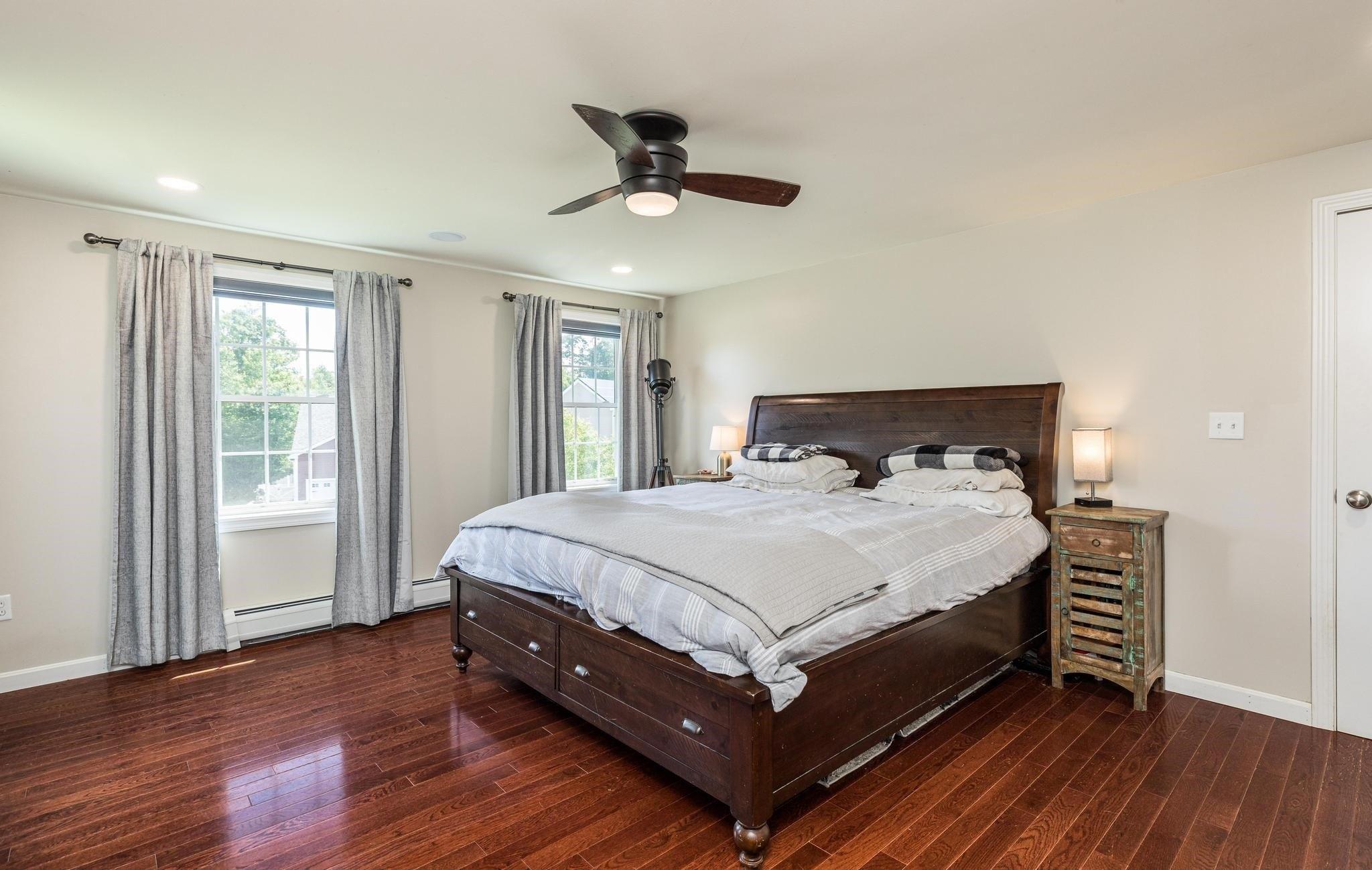 Collins Cir, Rochester, NH 03867