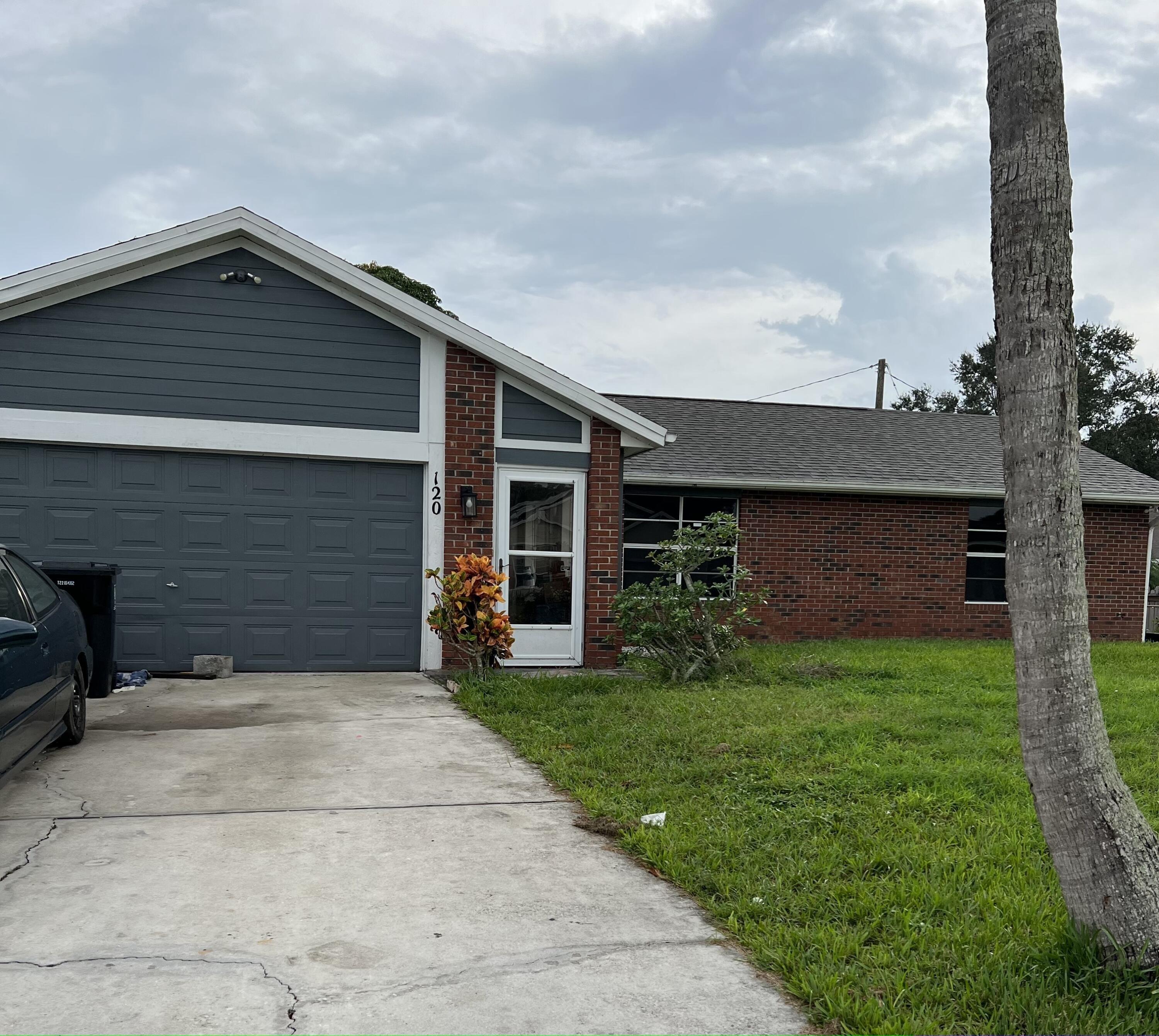 Sw Austin Ct, Port Saint Lucie, FL 34953