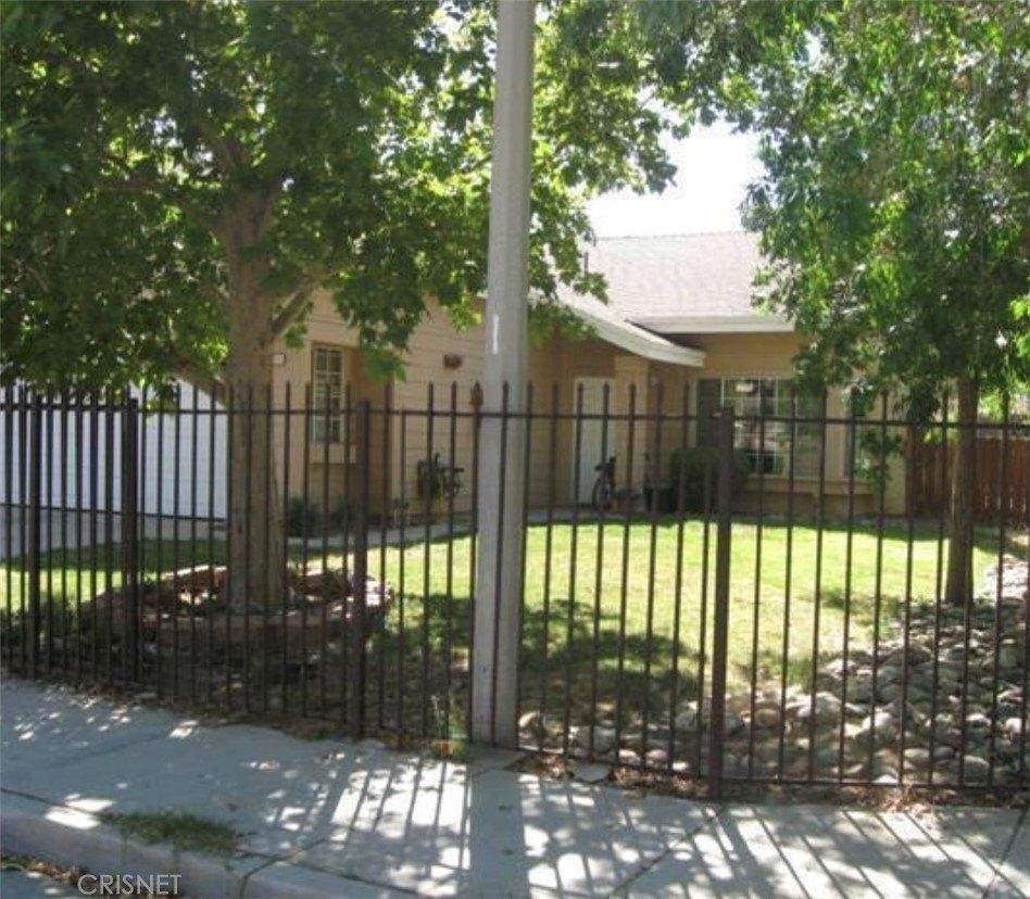 Carefree Ct, Lancaster, CA 93535