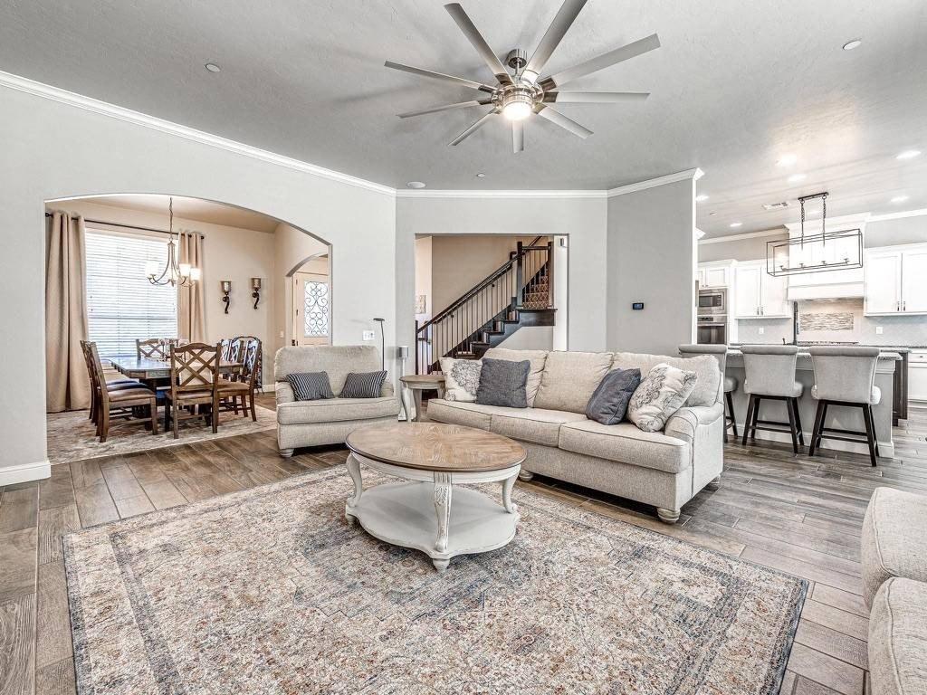 Courtland Ln, Choctaw, OK 73020