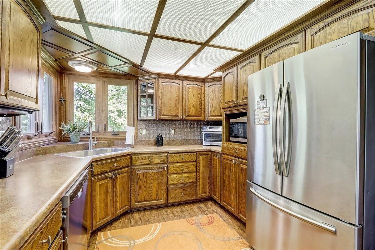 N Stone Farm Rd, Edgerton, WI 53534