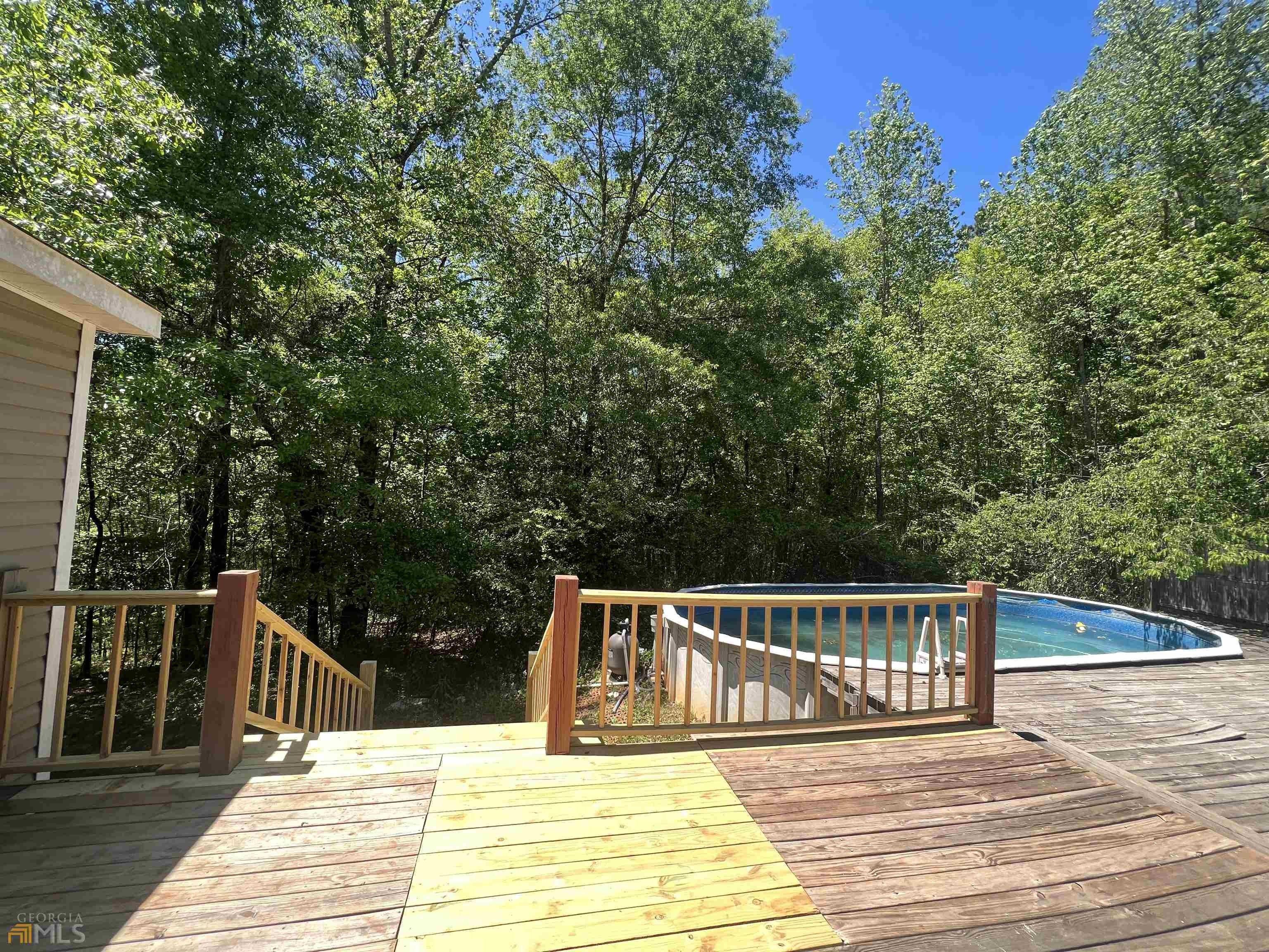 S Glenn Rd, Lagrange, GA 30241