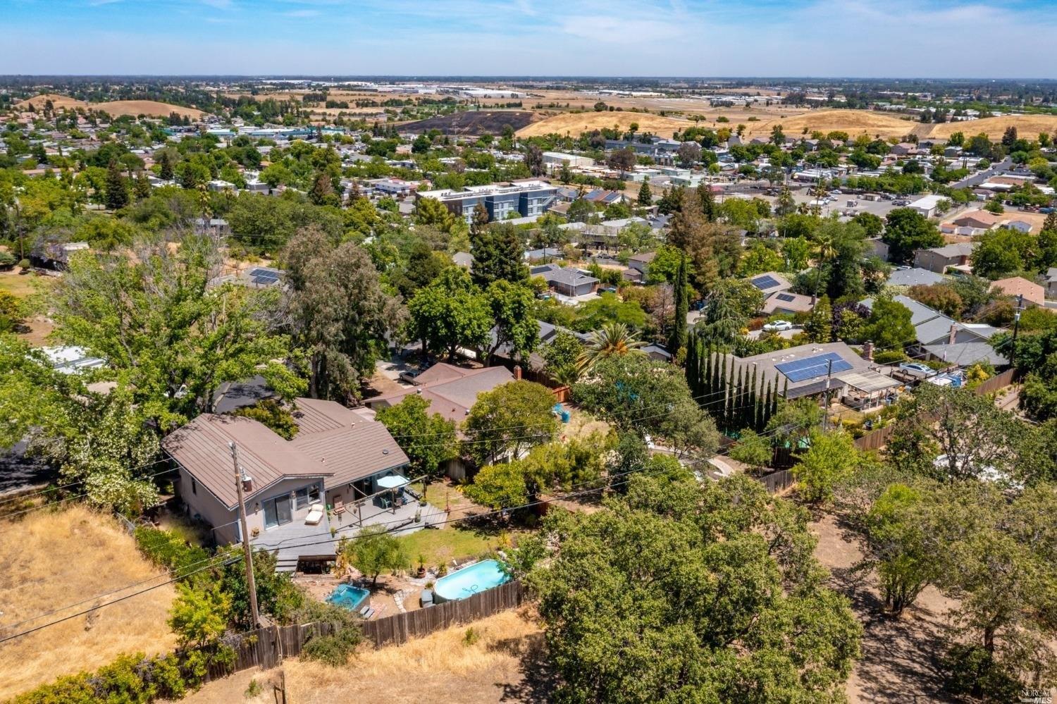 Wesley Ave, Vacaville, CA 95688
