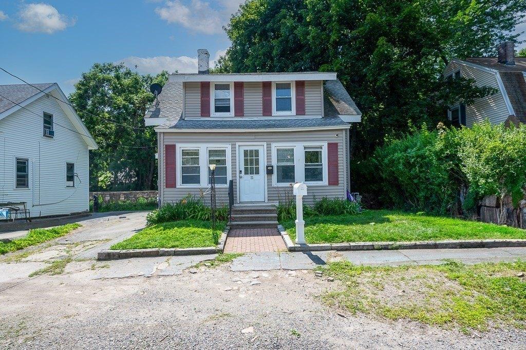 Lauf St, Worcester, MA 01602