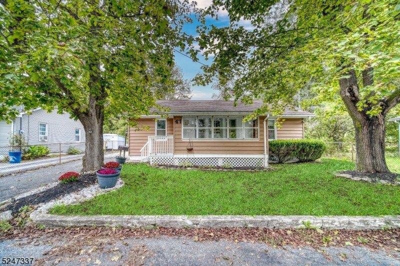 Bridge St, Ogdensburg, NJ 07439