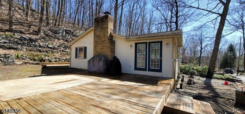 Cliffside Ter, Sussex, NJ 07461