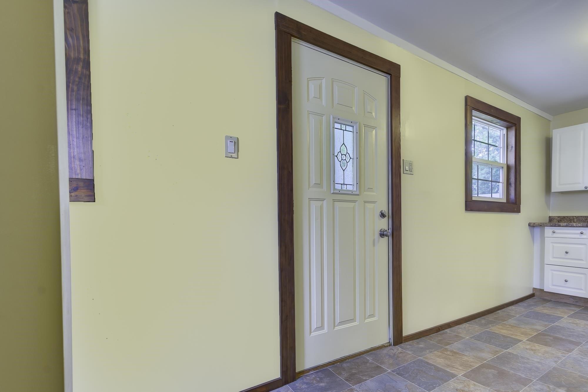 Grayston Ave, Huntington, IN 46750