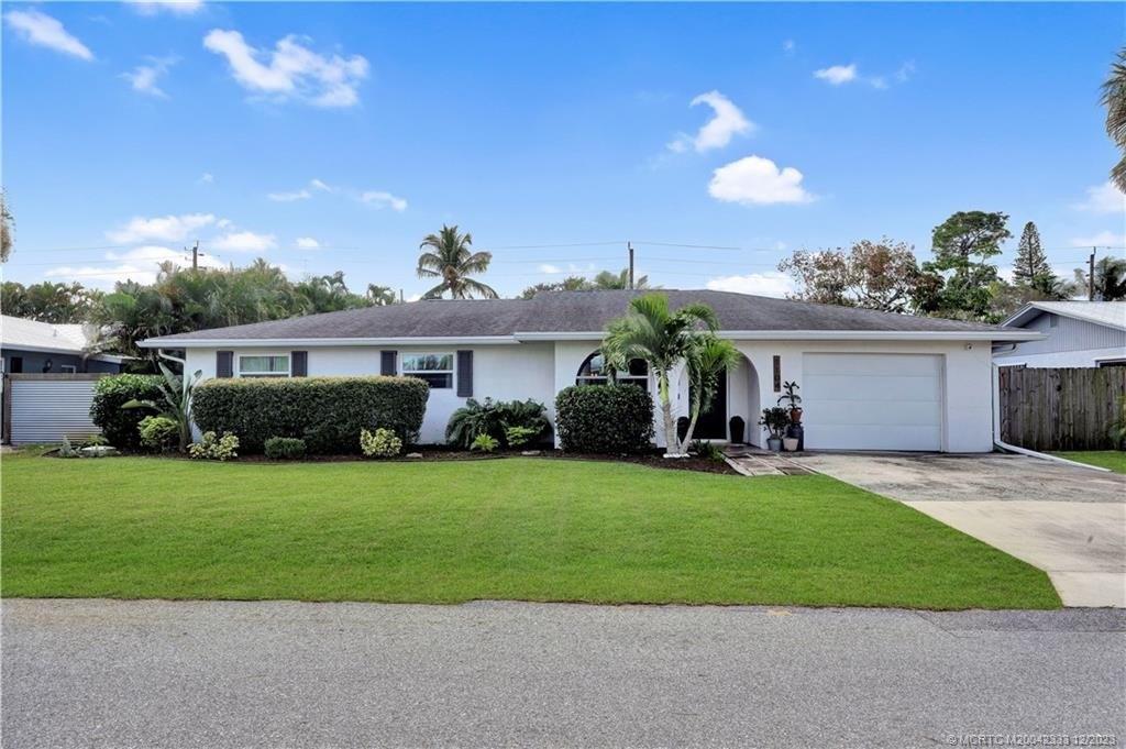 Nw 12th Ter, Stuart, FL 34994