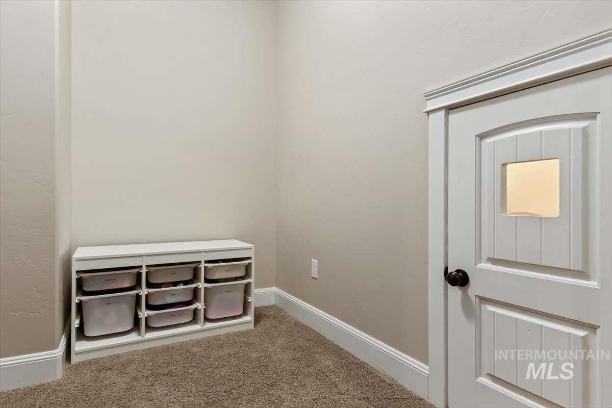 Cole St, Kimberly, ID 83341