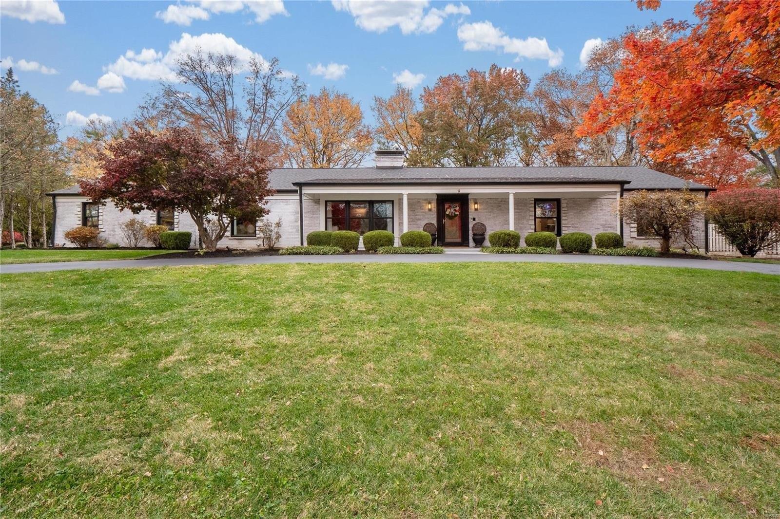 Villa Coublay, Saint Louis, MO 63131