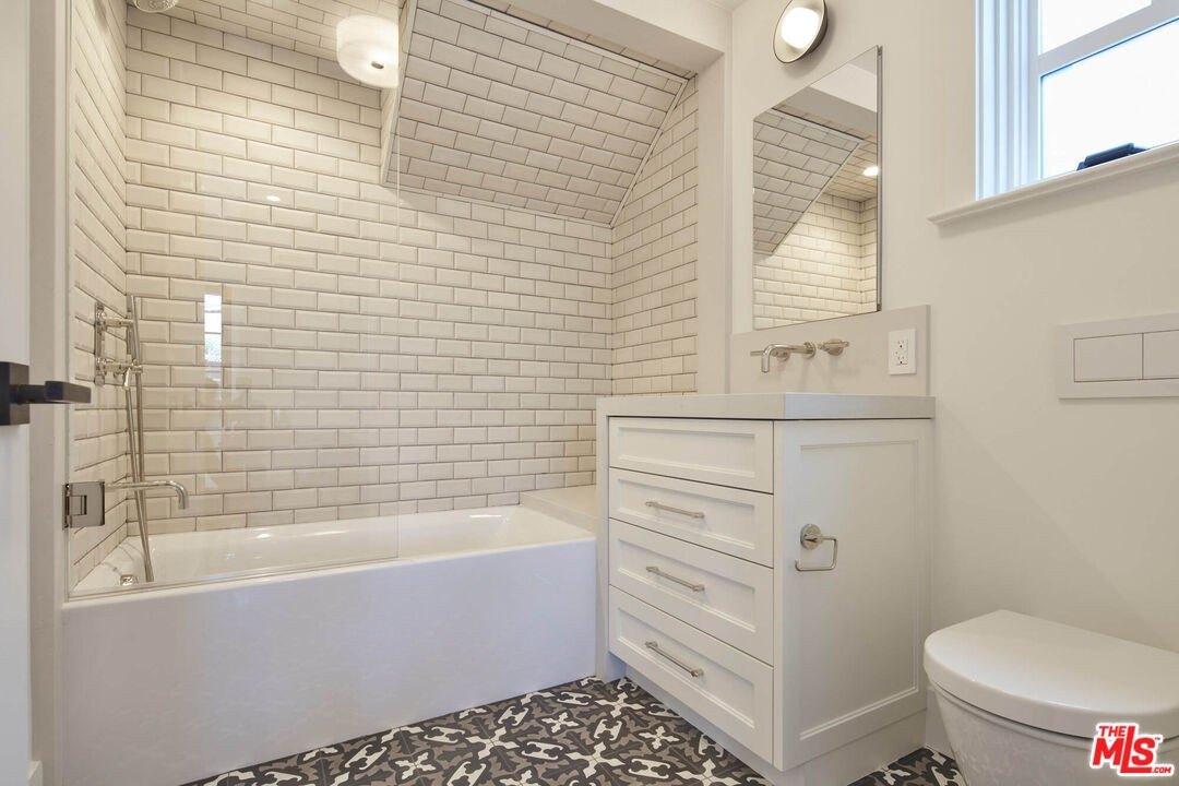 Rialto Ave, Venice, CA 90291