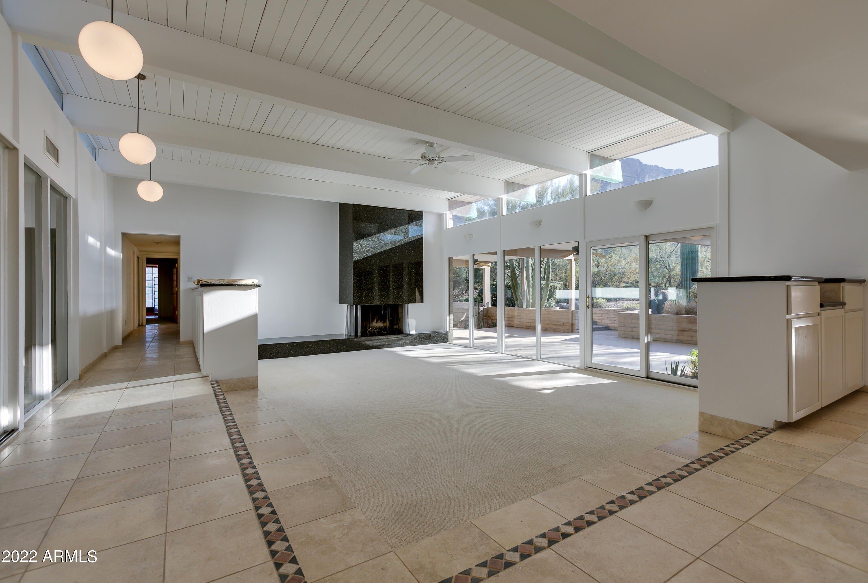 N 51st Pl, Paradise Valley, AZ 85253