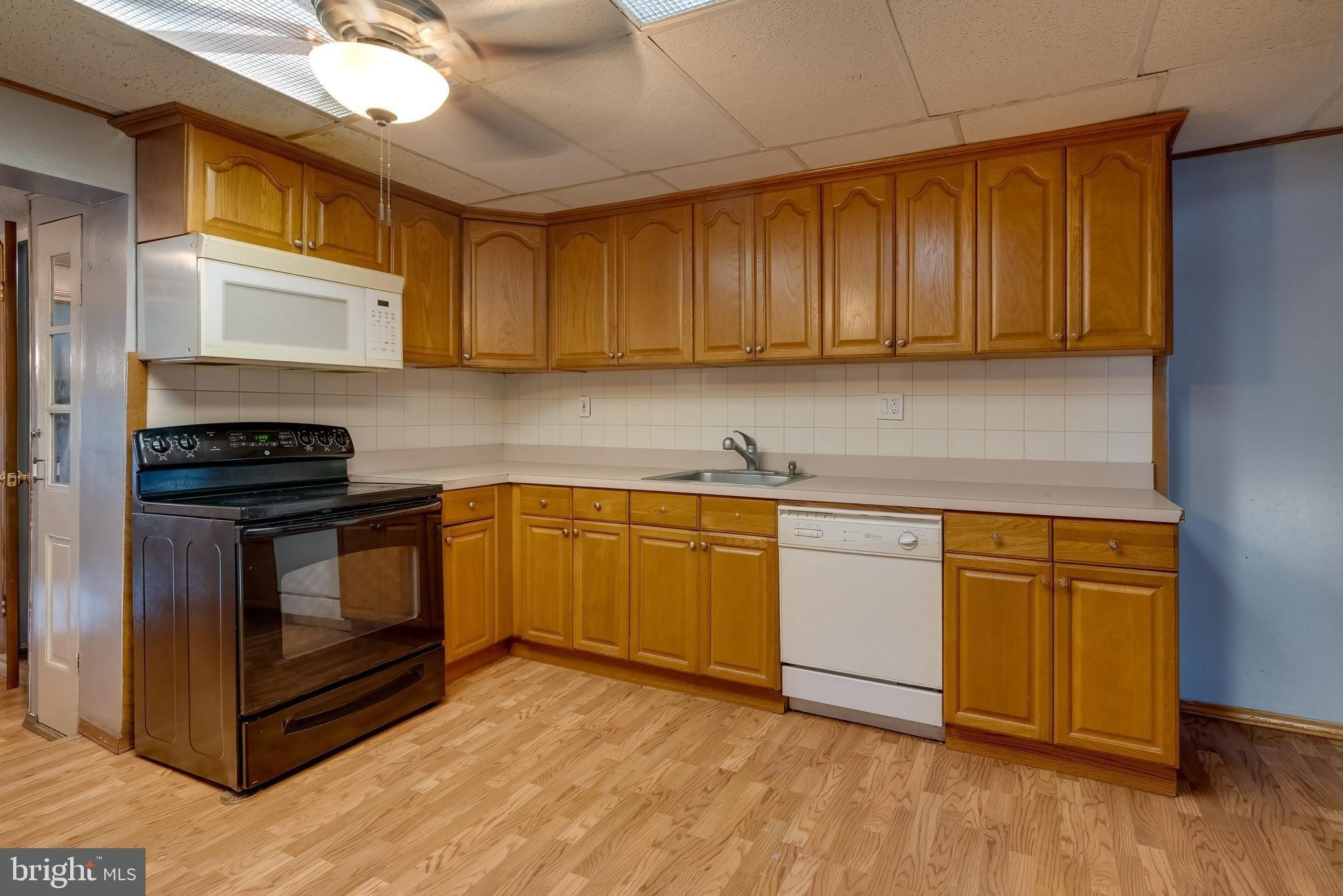 N Filbert St, Allentown, PA 18109