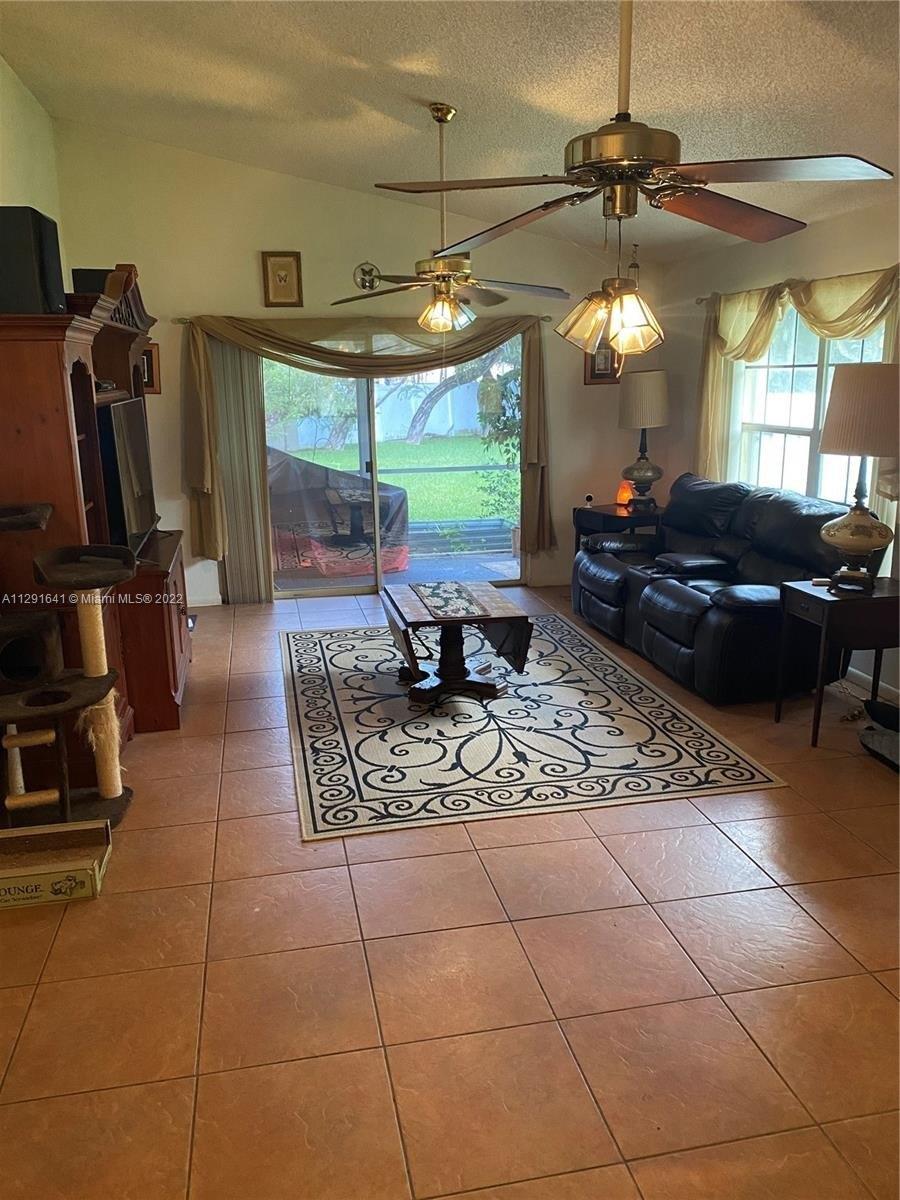 Sw 111th Way, Davie, FL 33324