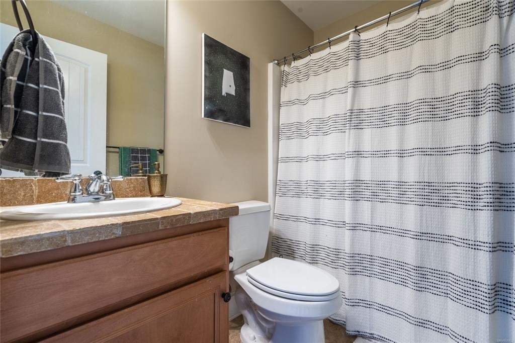 Rock Ledge Ct, Montgomery, AL 36117