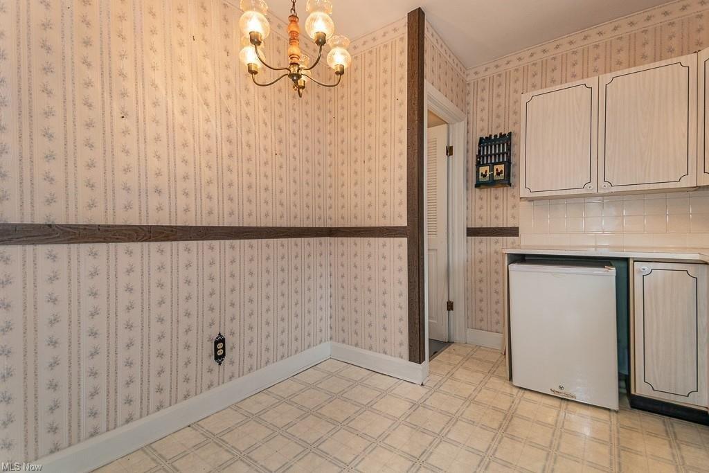 Luary Dr, Painesville, OH 44077