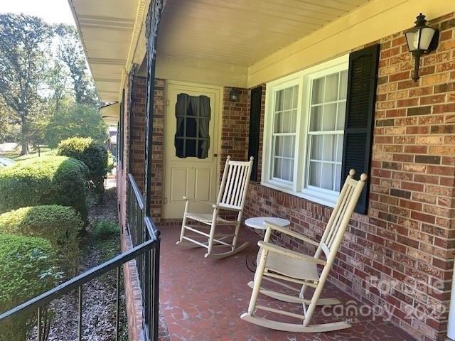 W Gaston Ave, Bessemer City, NC 28016