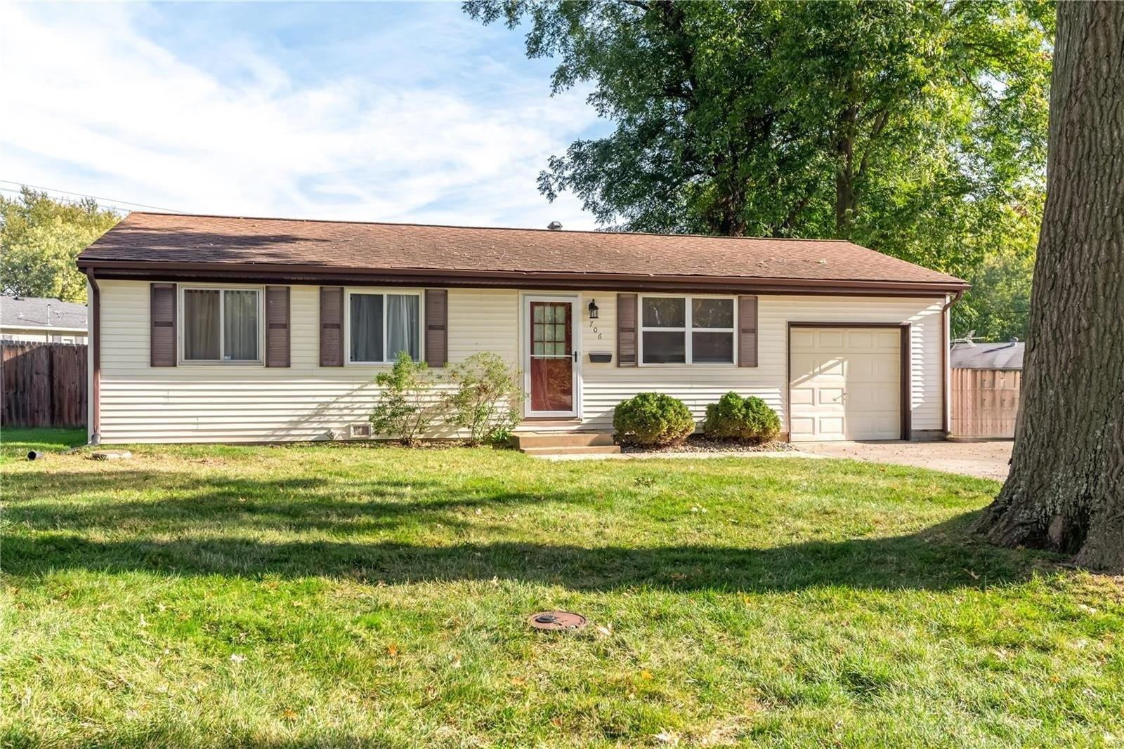 Merlin Ct, Troy, IL 62294