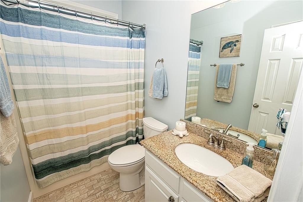 Little Lisa Ln, Snellville, GA 30078