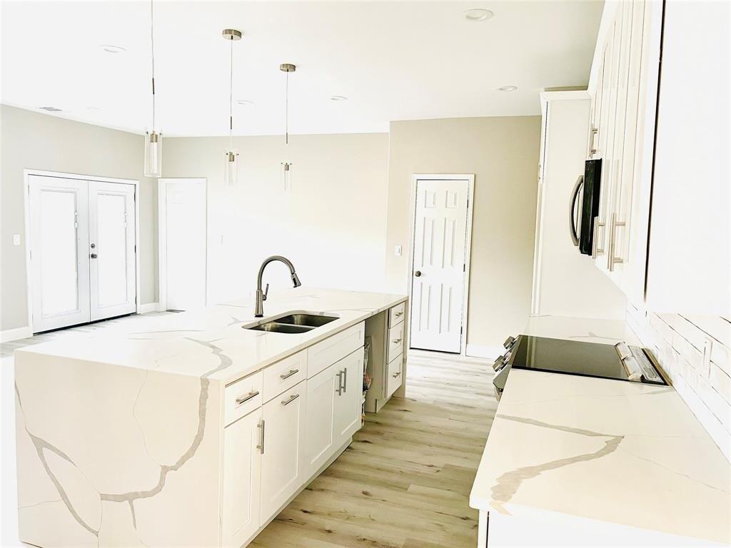 Albert Broadfoot St, Bonham, TX 75418