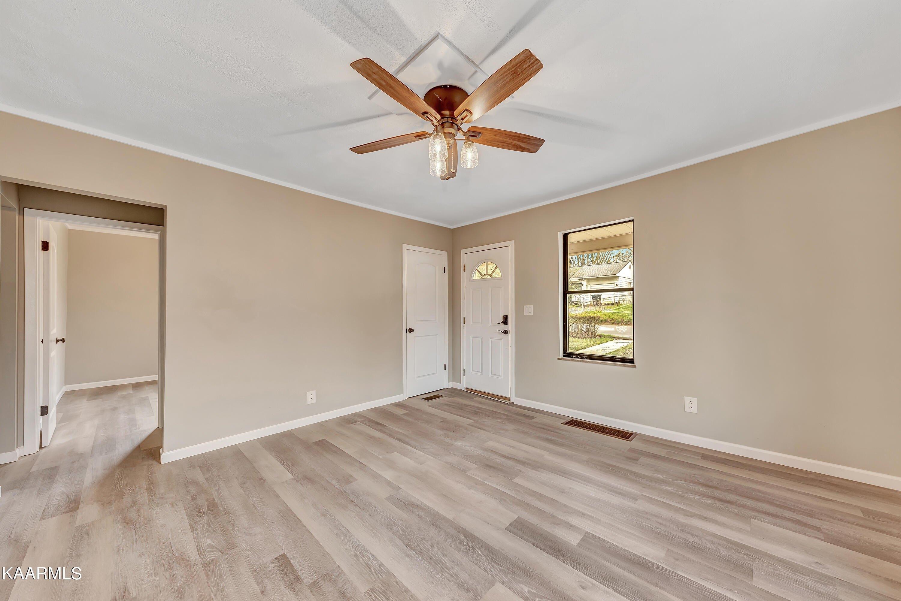 W Moody Ave, Knoxville, TN 37920