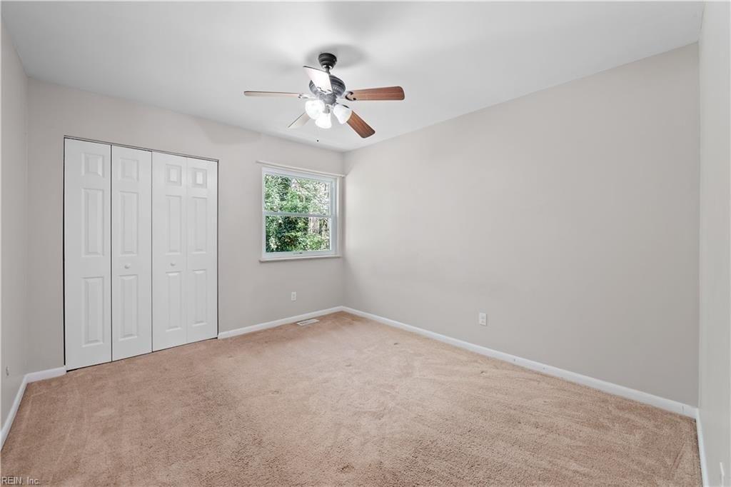Farington Cir, Chesapeake, VA 23320
