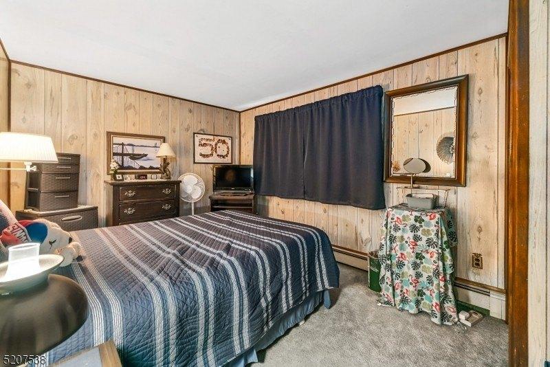 Reading Rd, Hopatcong, NJ 07843