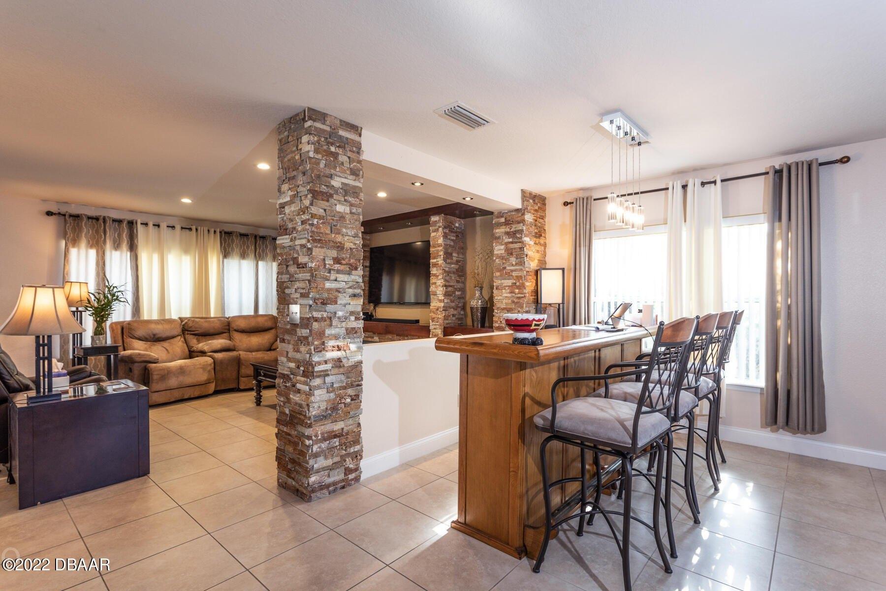 Round Thorn Dr, Palm Coast, FL 32164
