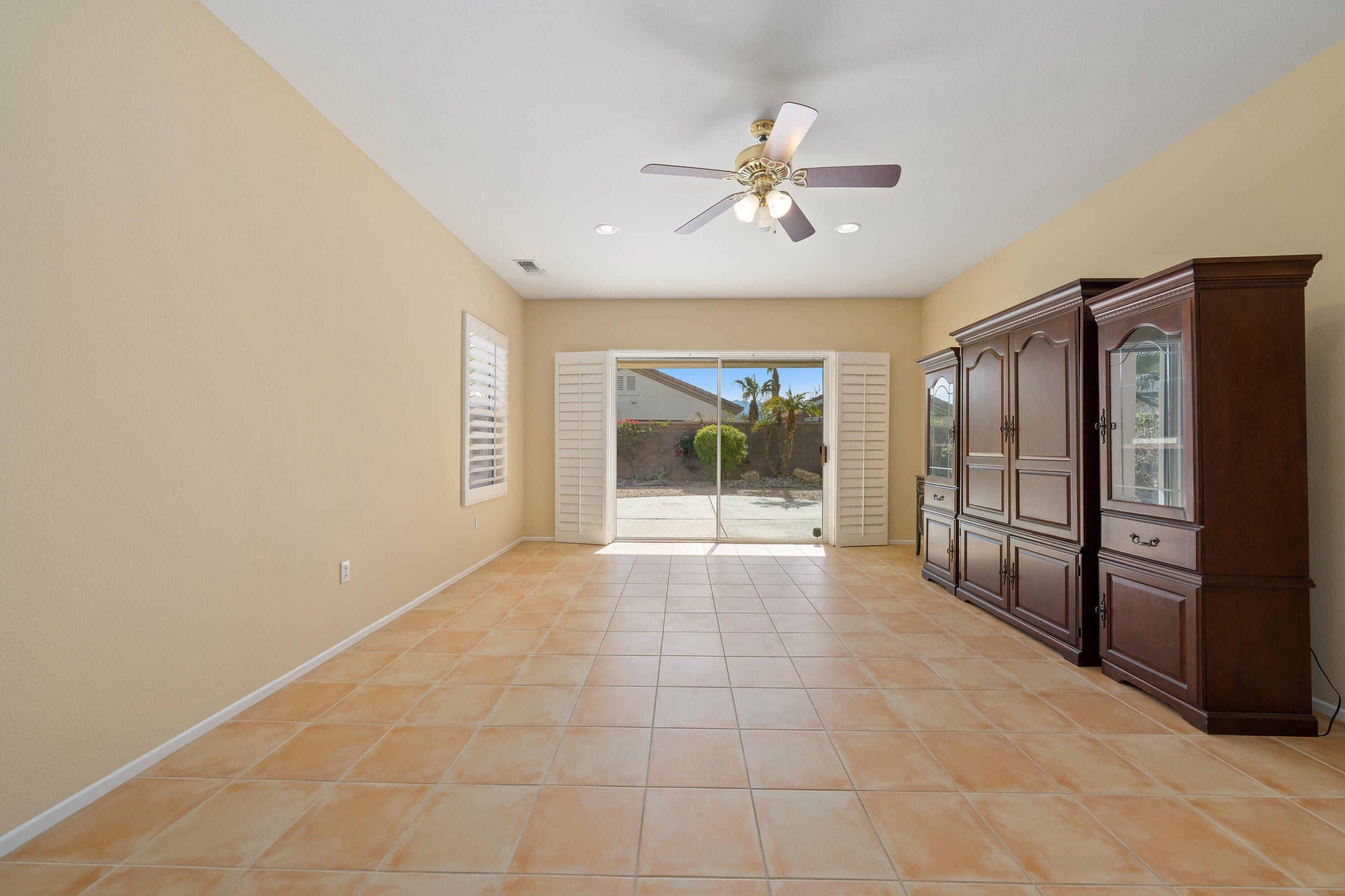 Glastonbury Way, Palm Desert, CA 92211