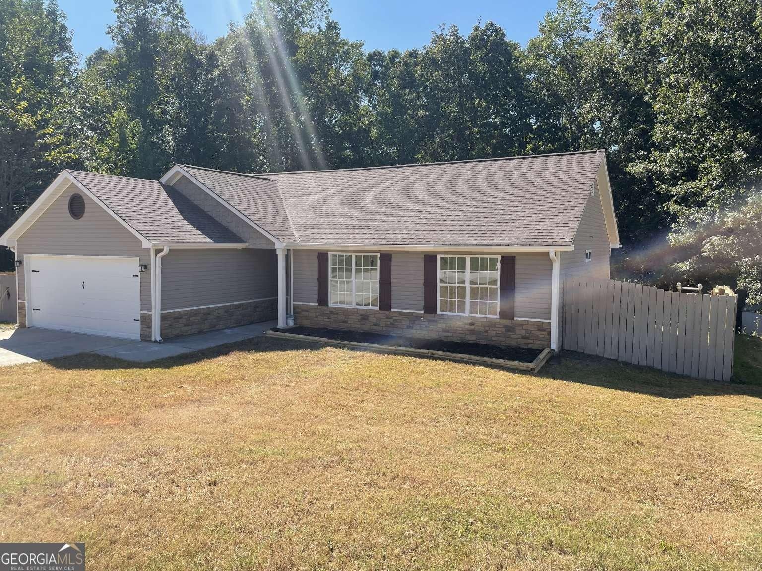 Creekside Dr, Grantville, GA 30220