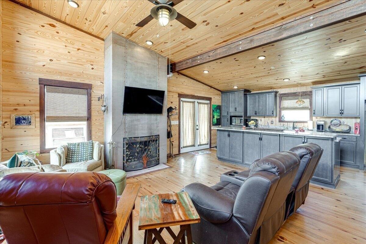 Lombardi Rd, Soddy Daisy, TN 37379