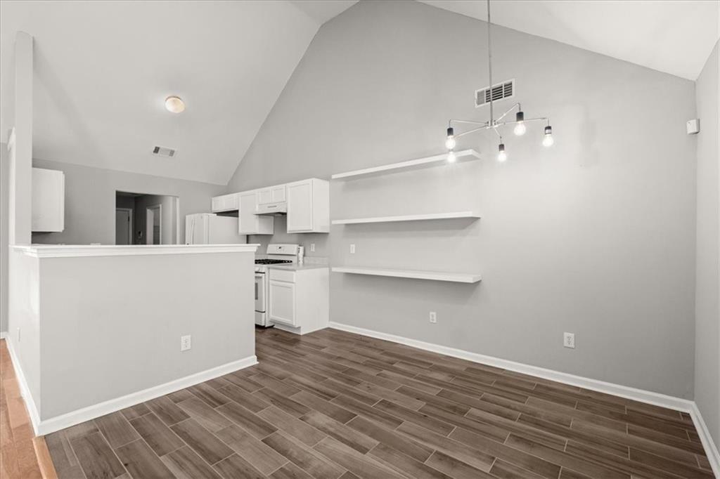 Hill Creek Cv, Lithonia, GA 30058