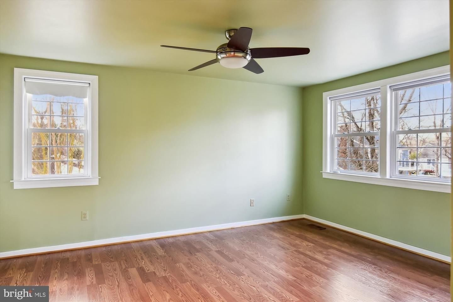 Radnor Ct, Glen Burnie, MD 21061