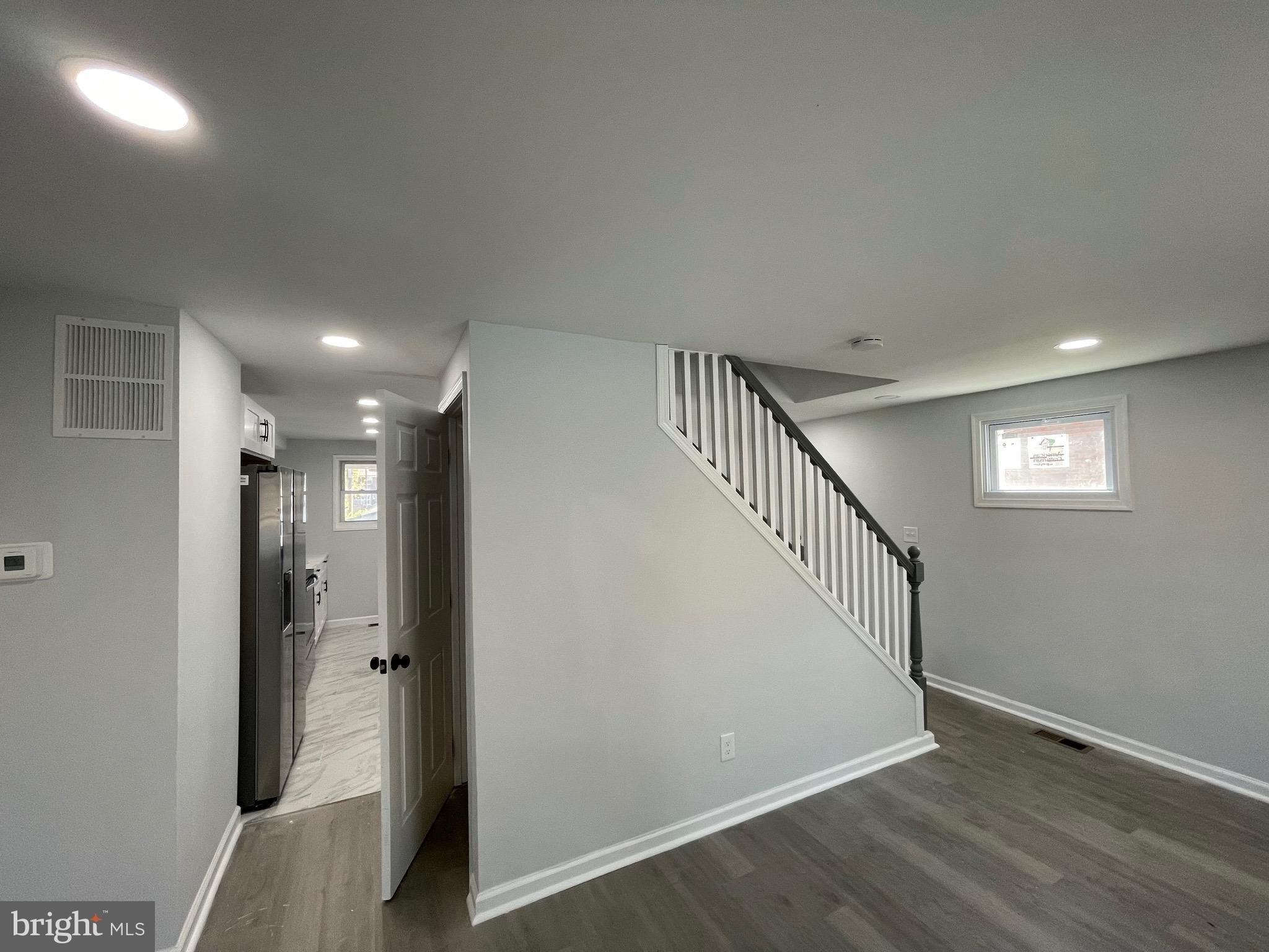 Foxwood Ln, Essex, MD 21221