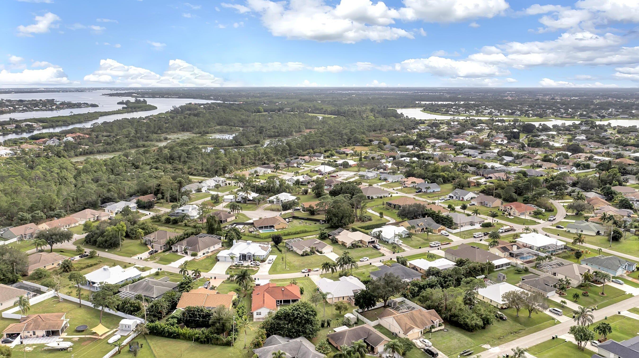 Se Cliff Rd, Port Saint Lucie, FL 34984