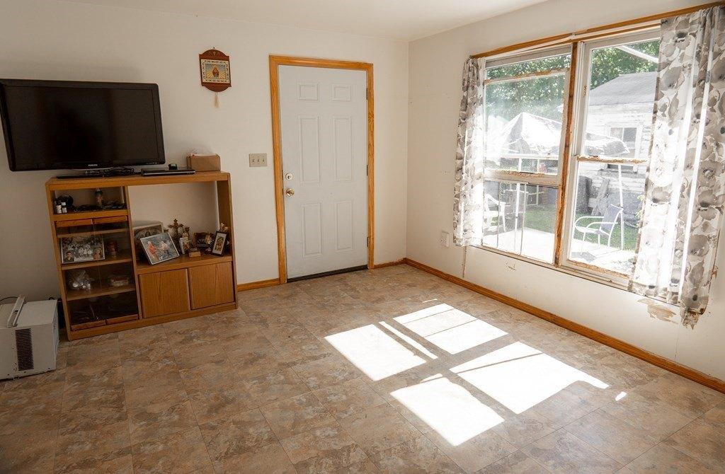 Parker St, Attleboro, MA 02703