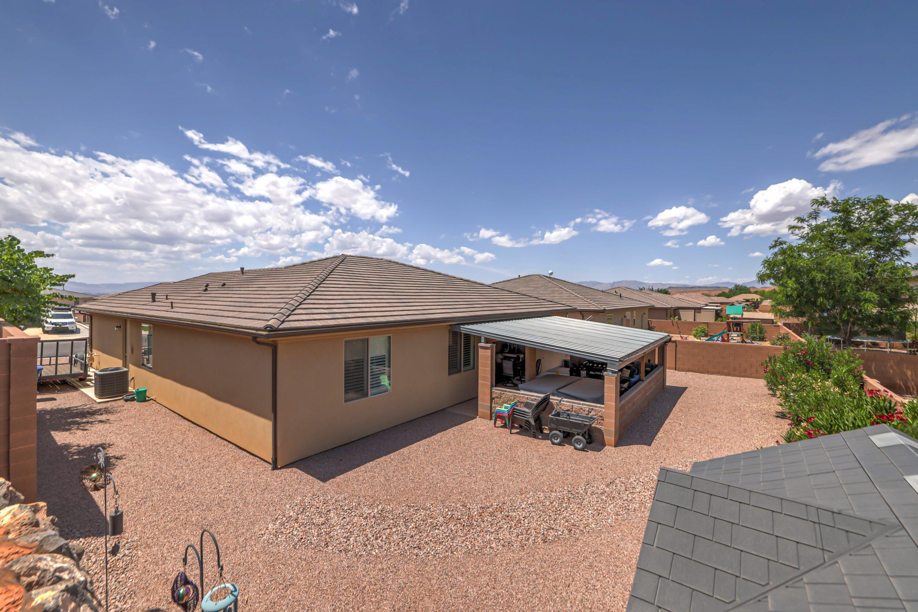 E Dry Springs Ln, Washington, UT 84780