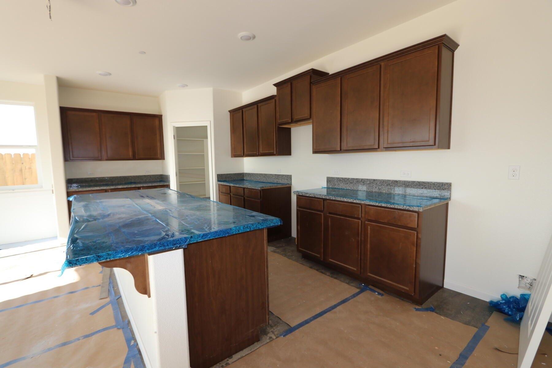 S Manzanita St, Visalia, CA 93292