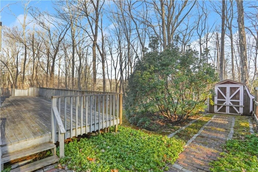 Steep Hill Rd, Weston, CT 06883