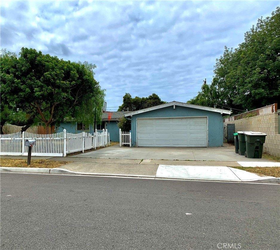 Towne St, Costa Mesa, CA 92627
