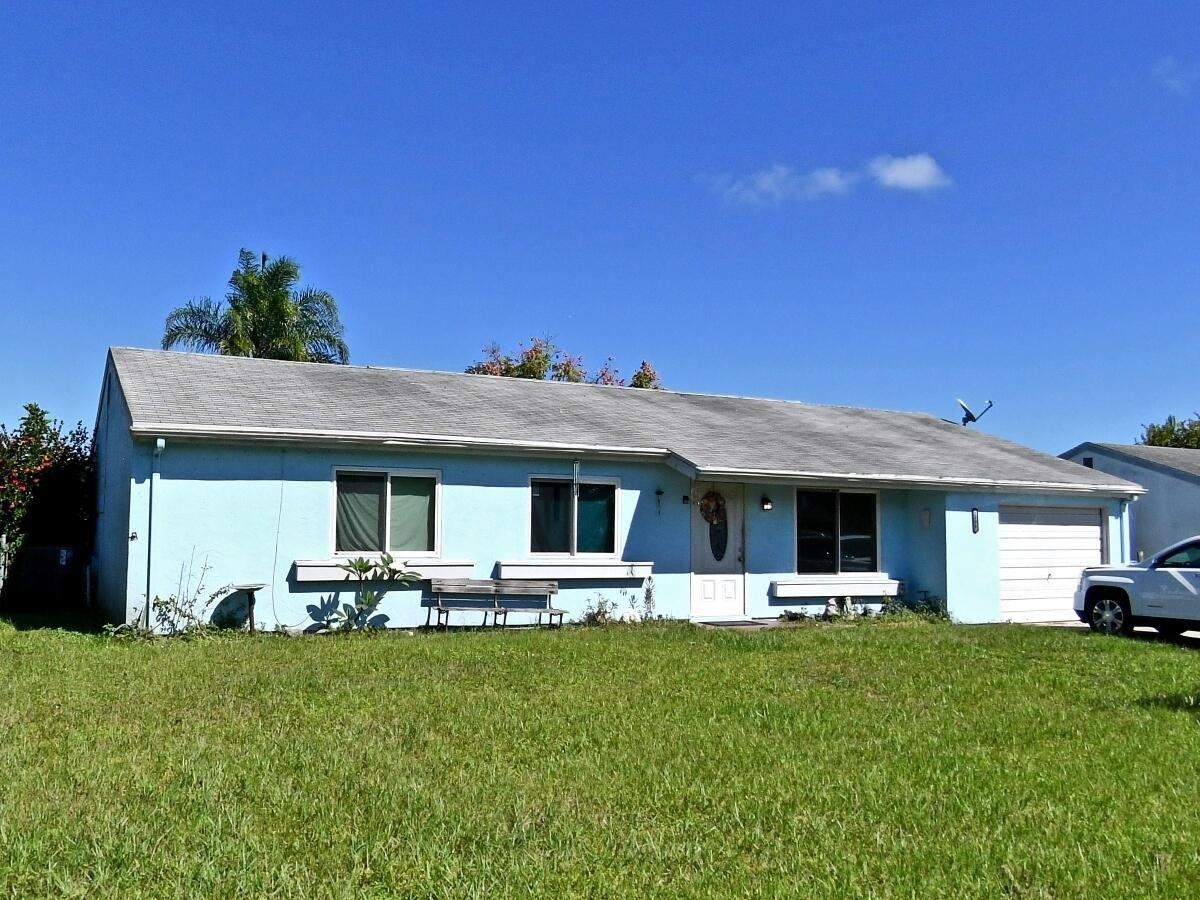 Se Hideaway Cir, Port Saint Lucie, FL 34952