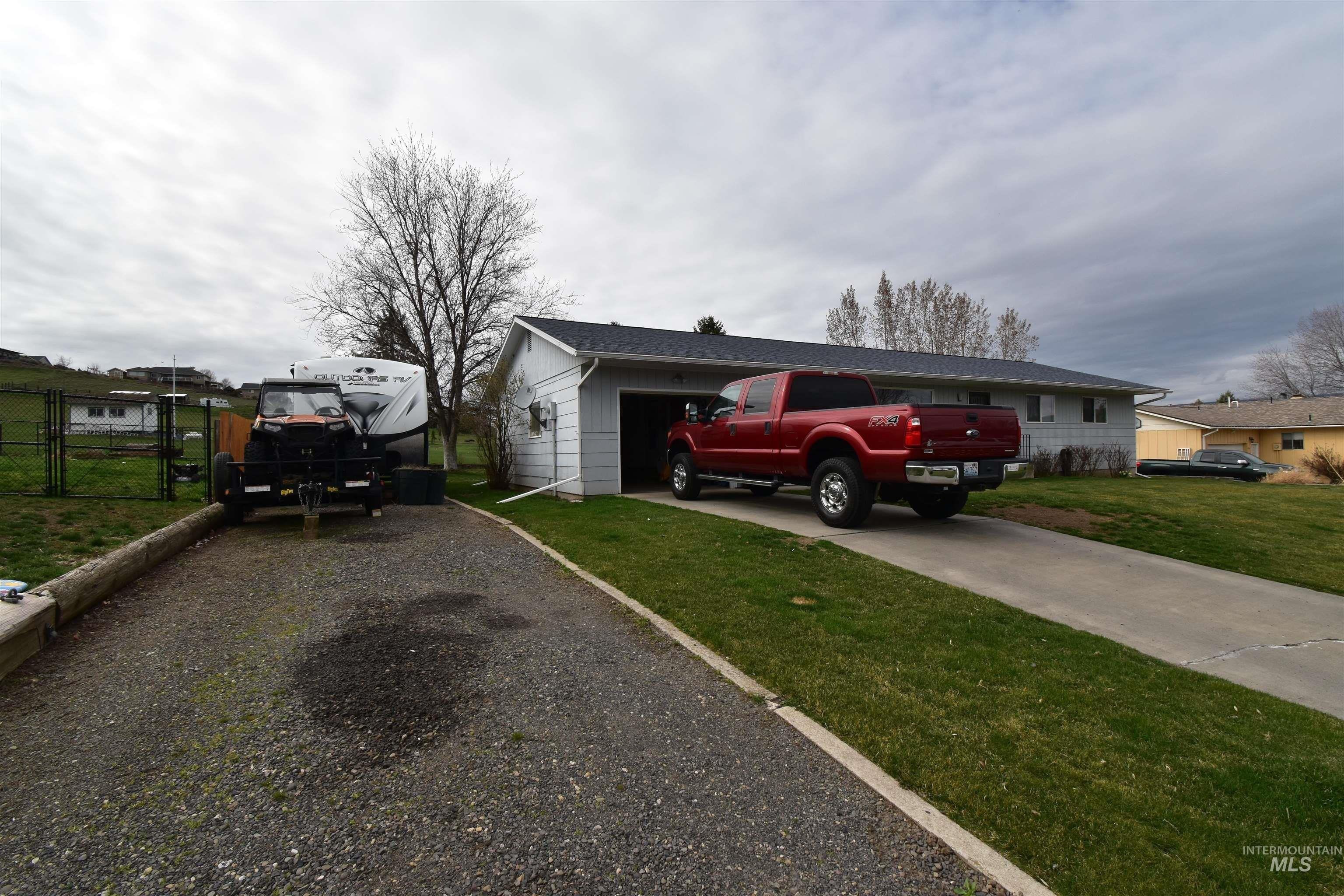 26th St, Clarkston, WA 99403