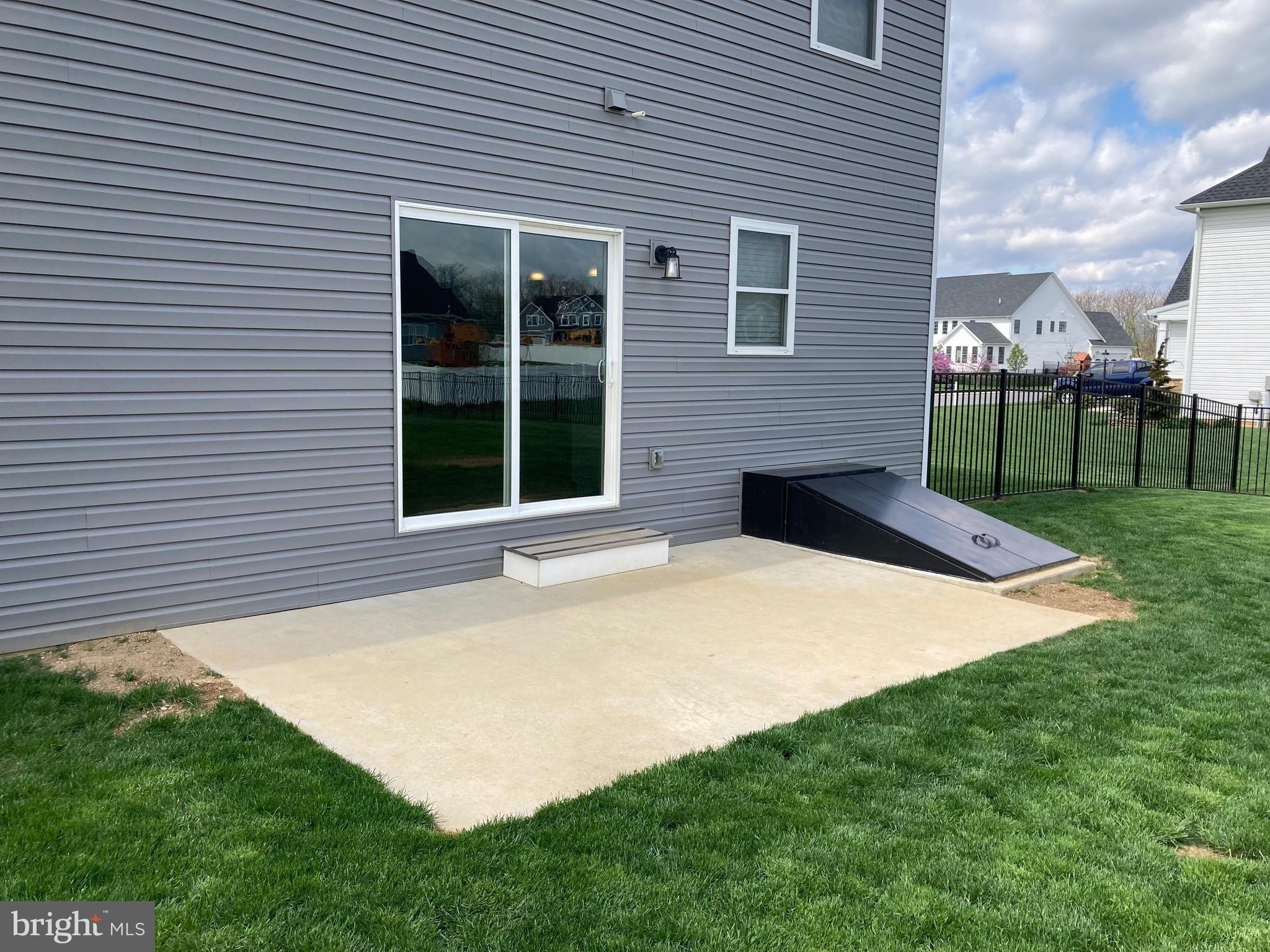 Hartford Dr, Chambersburg, PA 17202