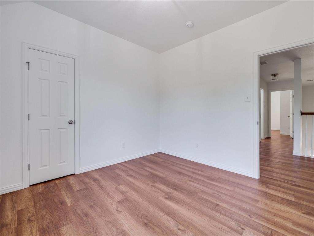 Patricia Ln, Lewisville, TX 75077