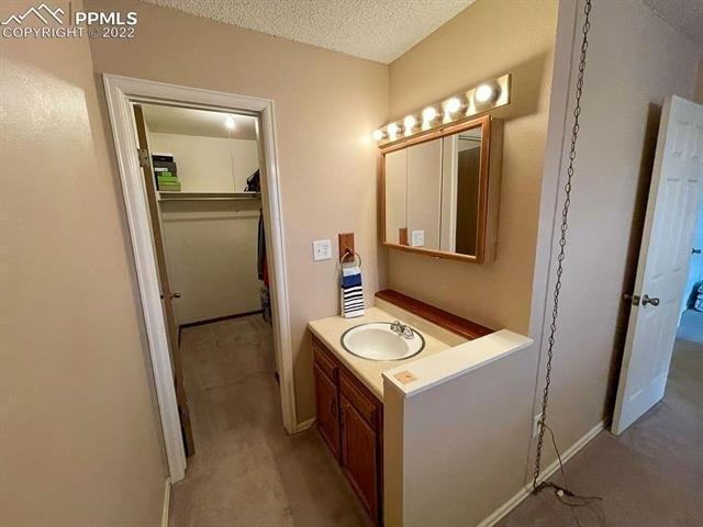 Wezel Cir, Colorado Springs, CO 80916