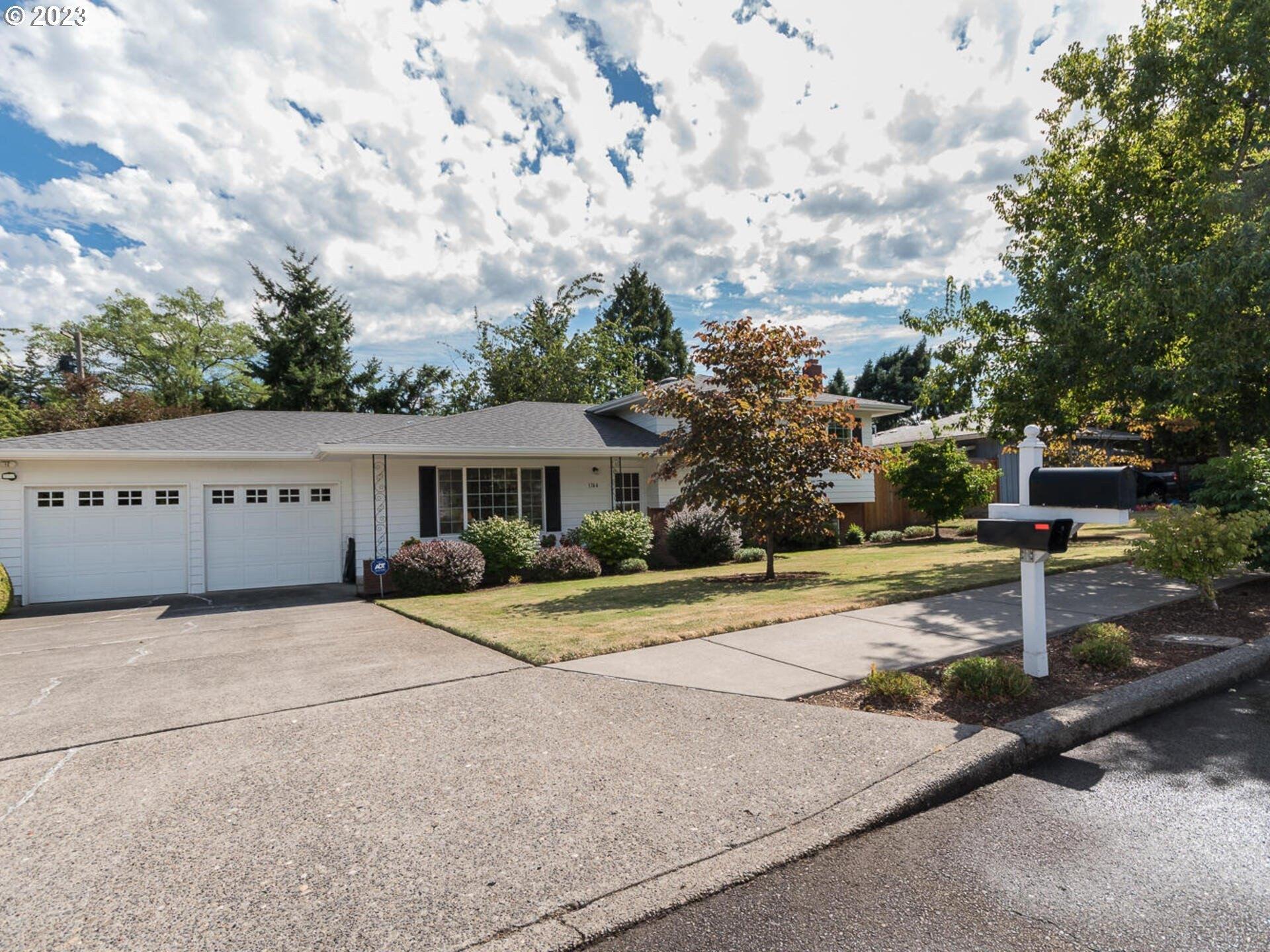 Ne 153rd Pl, Portland, OR 97230