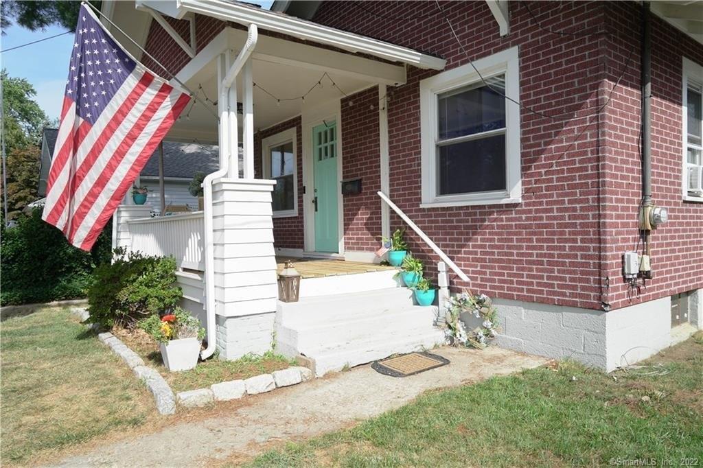 Lincoln Ave, Milford, CT 06460
