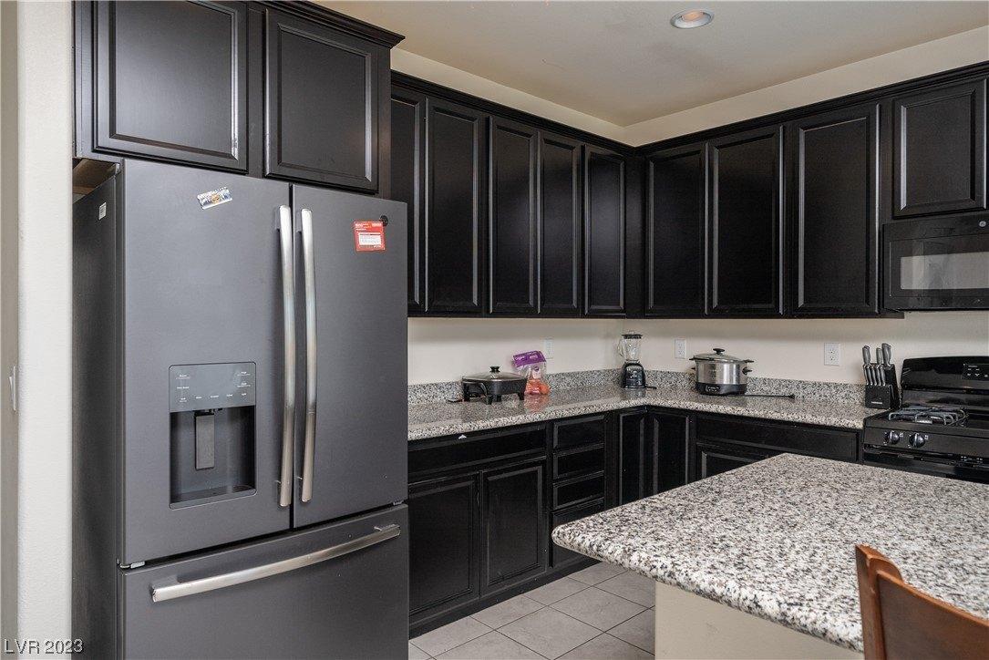Justin Robert St, North Las Vegas, NV 89031