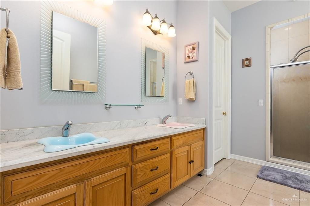 Easy St, Edinburg, TX 78539
